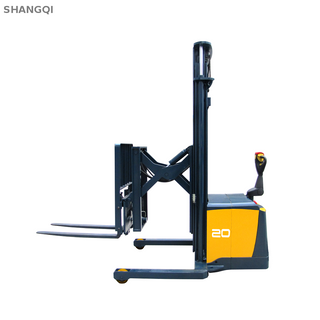 Stand Up Reach Forklift Truck with Pump for Forward